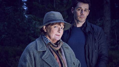 vera series 12 episode 5 cast|vera recovery cast 2021.